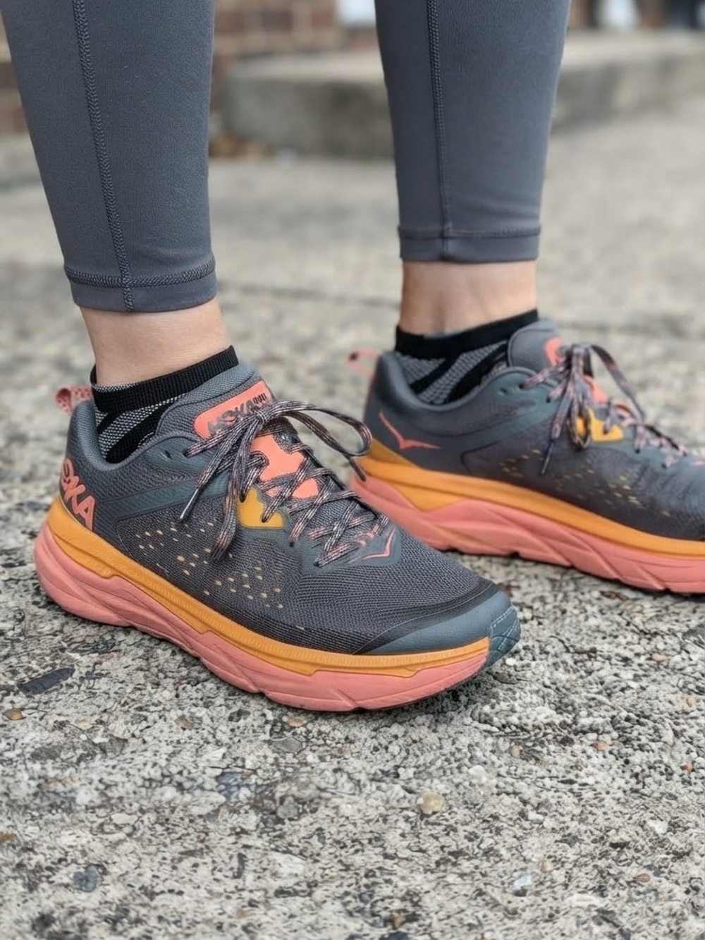 Hoka One One Challenger ATR 6 Gray Orange Trail Running Shoes Sz 9